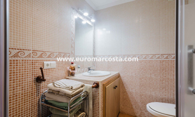 Venta - Apartamento / piso - Torrevieja - TORREVIEJA