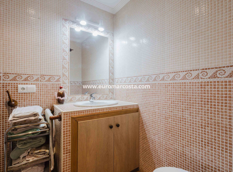 Venta - Apartamento / piso - Torrevieja - TORREVIEJA