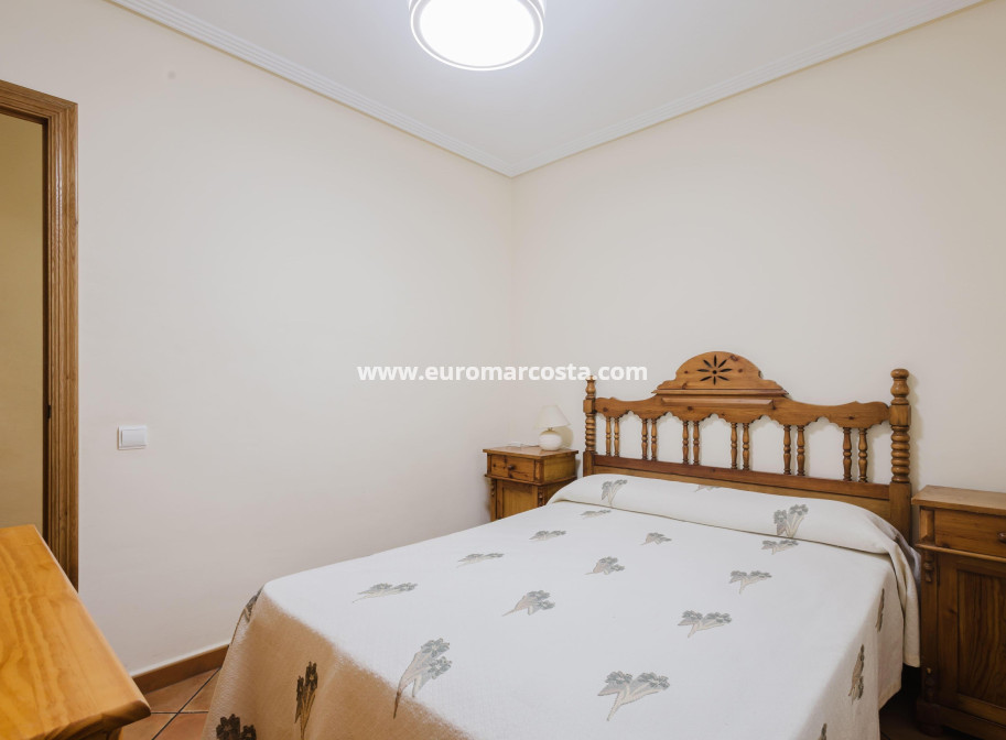 Venta - Apartamento / piso - Torrevieja - TORREVIEJA