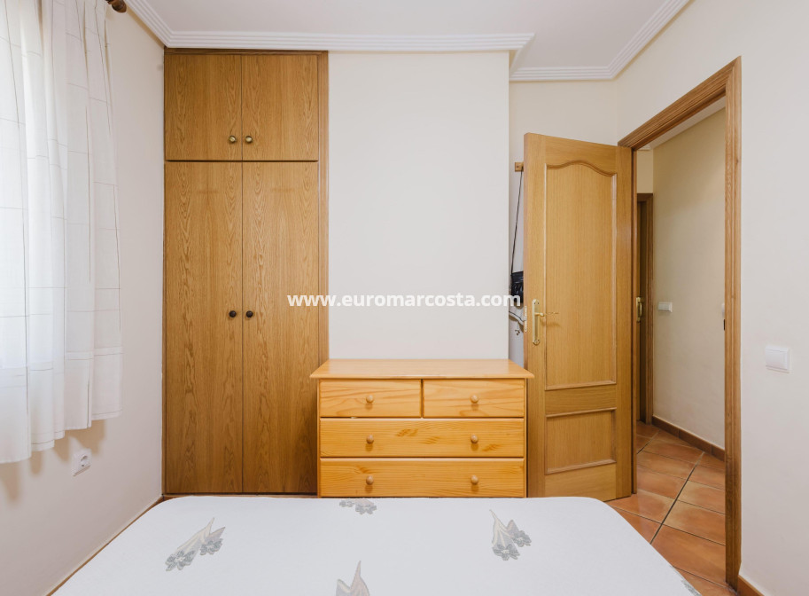 Venta - Apartamento / piso - Torrevieja - TORREVIEJA