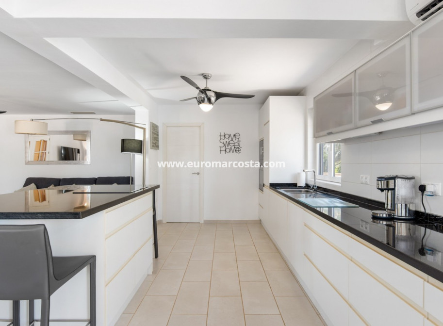 Sale - Country house - Catral