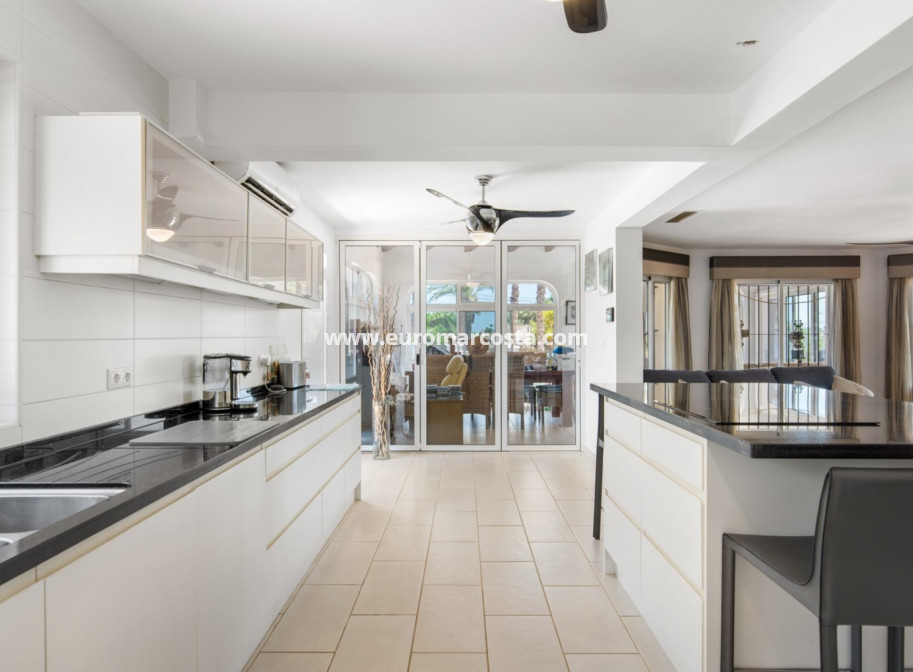 Sale - Country house - Catral