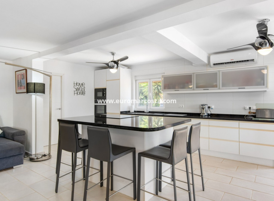 Sale - Country house - Catral