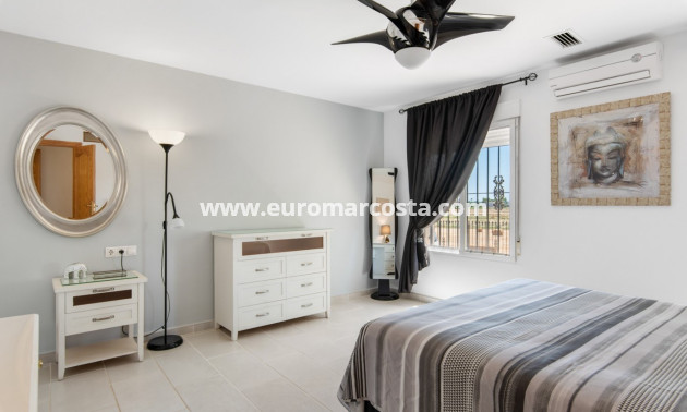 Sale - Country house - Catral