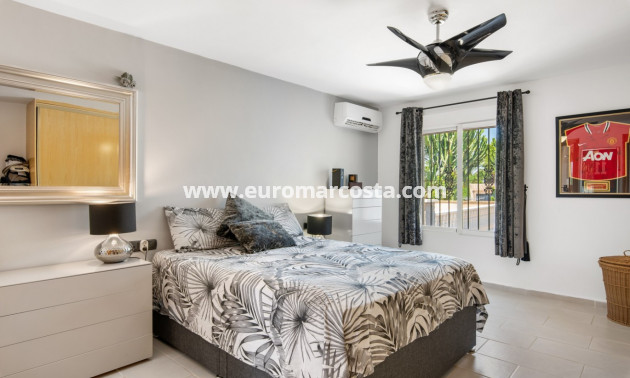 Sale - Country house - Catral