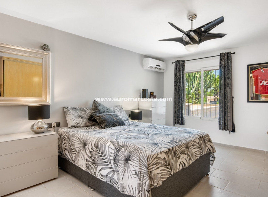 Sale - Country house - Catral