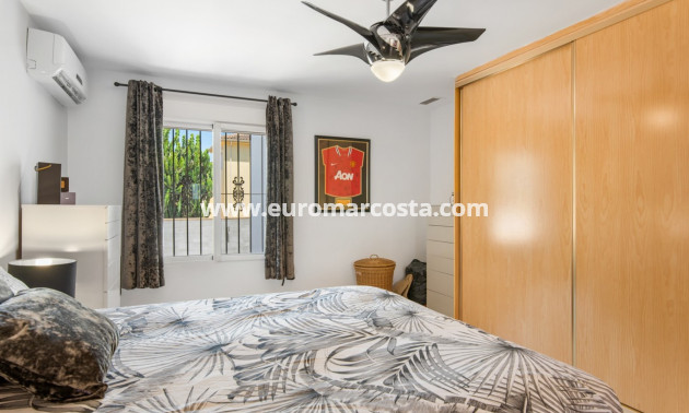 Sale - Country house - Catral