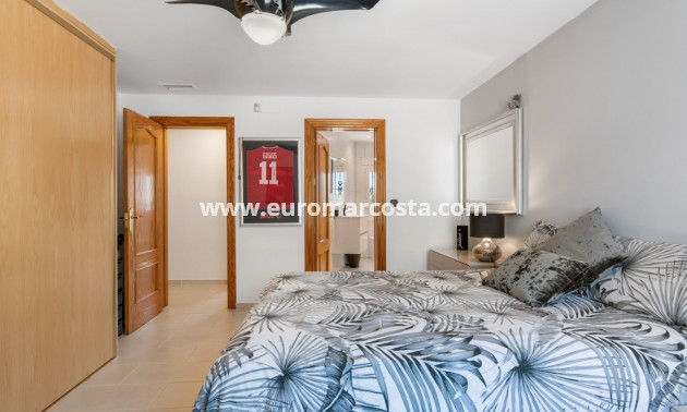 Sale - Country house - Catral