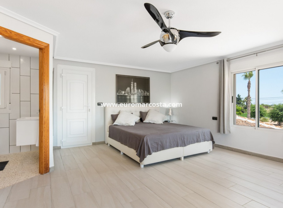 Sale - Country house - Catral