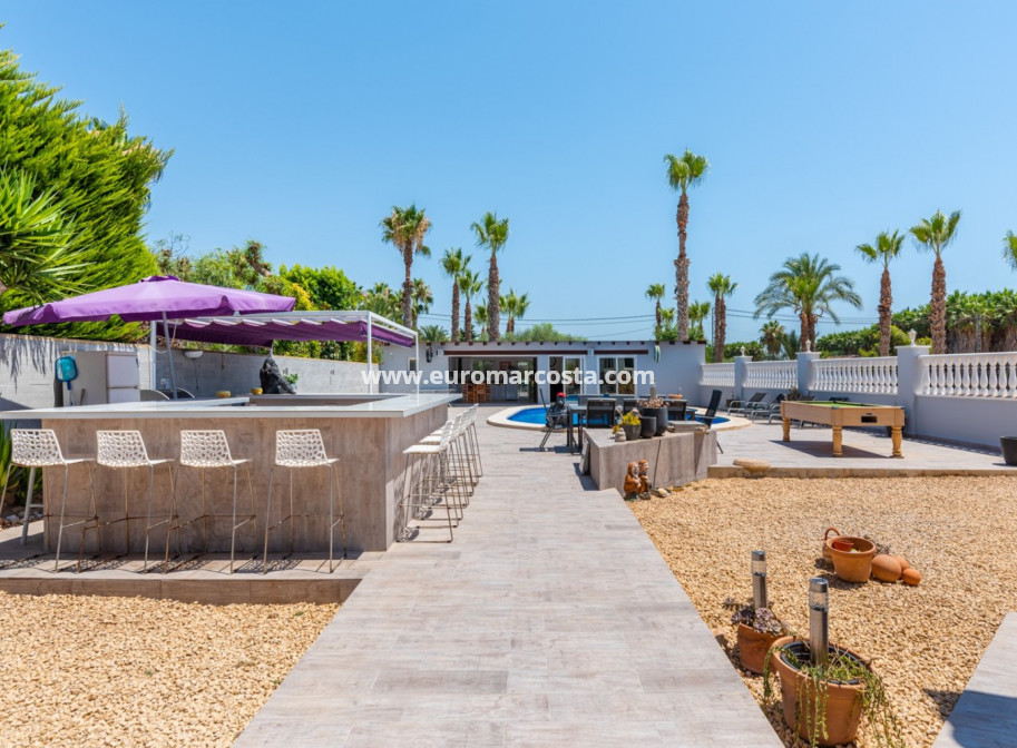 Sale - Country house - Catral