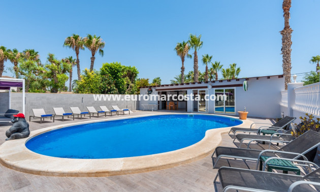 Sale - Country house - Catral