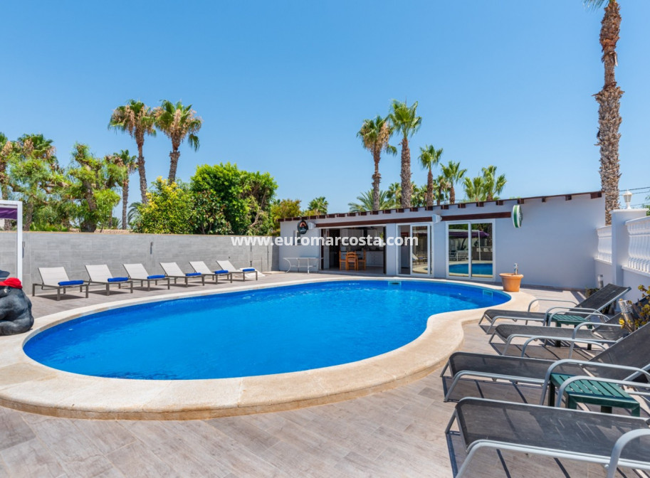 Sale - Country house - Catral