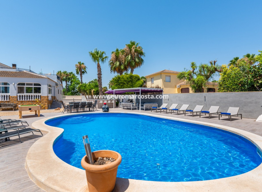 Sale - Country house - Catral