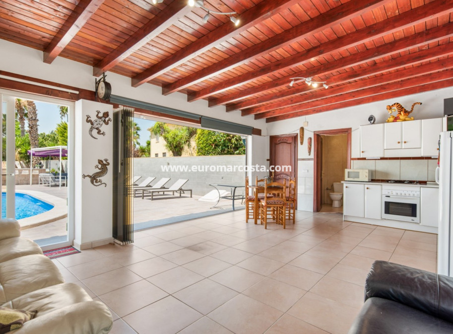 Sale - Country house - Catral