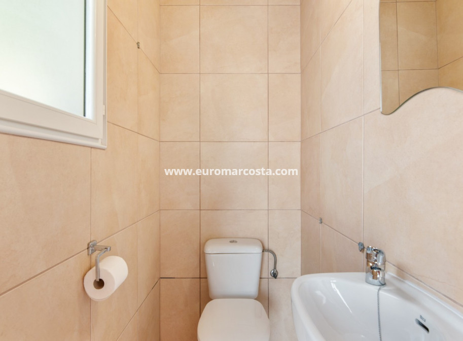 Sale - Country house - Catral