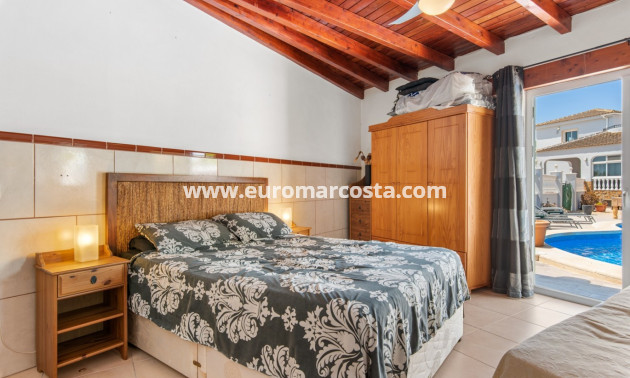 Sale - Country house - Catral
