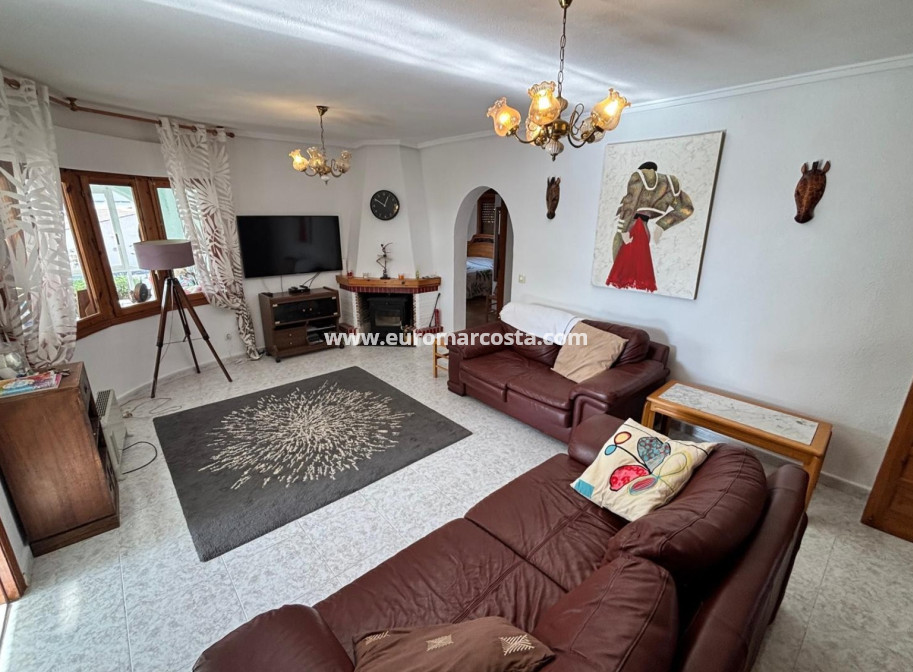 Venta - Villa / Detached - Ciudad Quesada