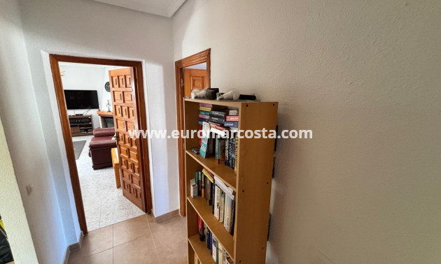 Venta - Villa / Detached - Ciudad Quesada