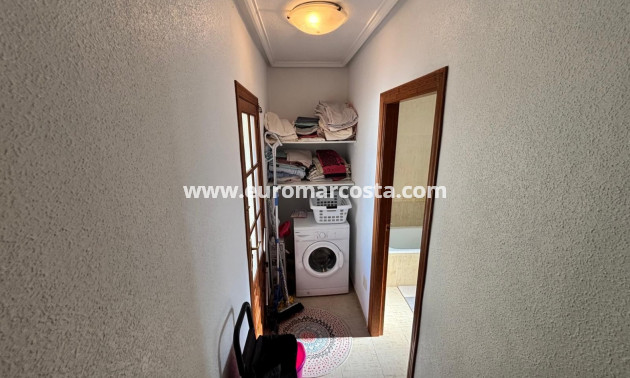 Venta - Villa / Detached - Ciudad Quesada