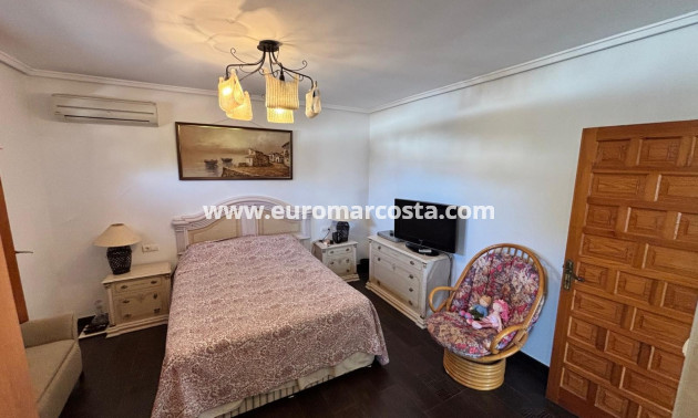 Venta - Villa / Detached - Ciudad Quesada