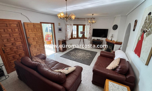 Venta - Villa / Detached - Ciudad Quesada