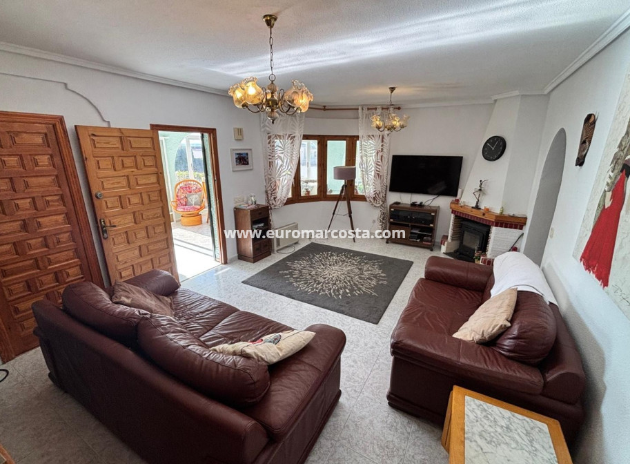 Venta - Villa / Detached - Ciudad Quesada