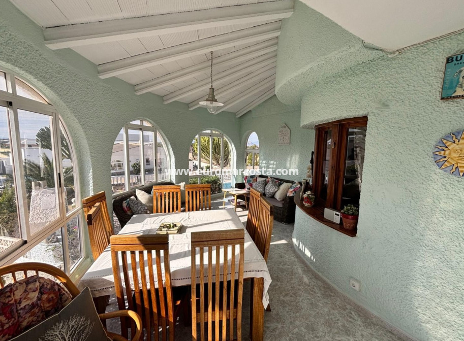 Venta - Villa / Detached - Ciudad Quesada