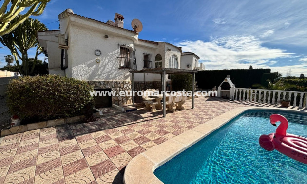 Venta - Villa / Detached - Ciudad Quesada