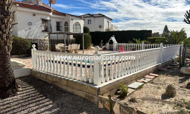 Venta - Villa / Detached - Ciudad Quesada