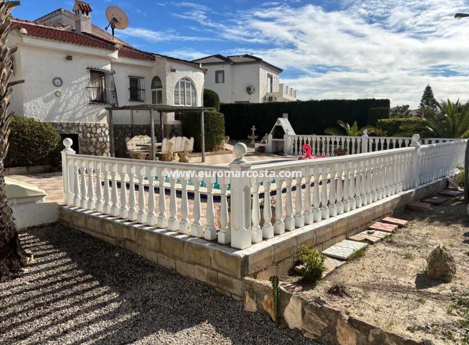 Venta - Villa / Detached - Ciudad Quesada