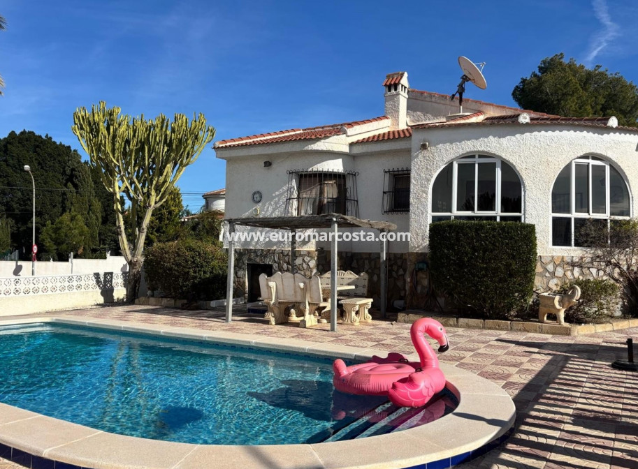 Venta - Villa / Detached - Ciudad Quesada