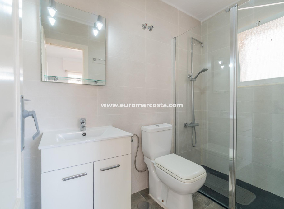 Venta - Bungalow - Torrevieja - TORREVIEJA