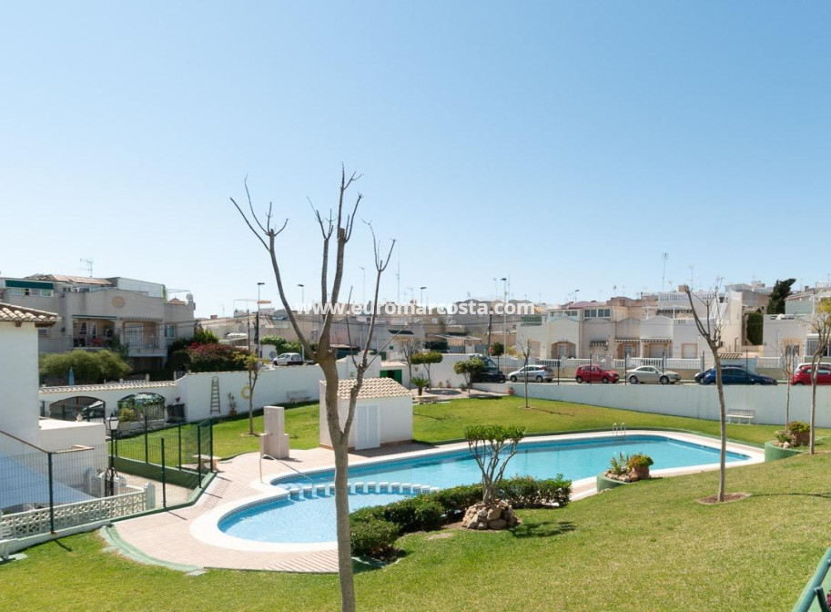 Venta - Bungalow - Torrevieja - TORREVIEJA
