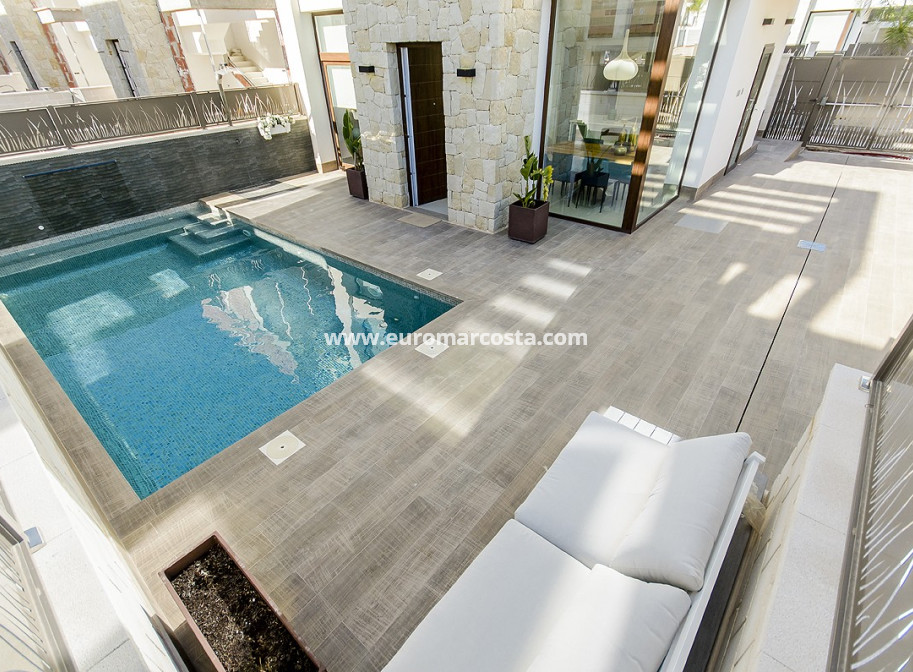 Nueva construcción  - Villa - Rojales - Ciudad Quesada