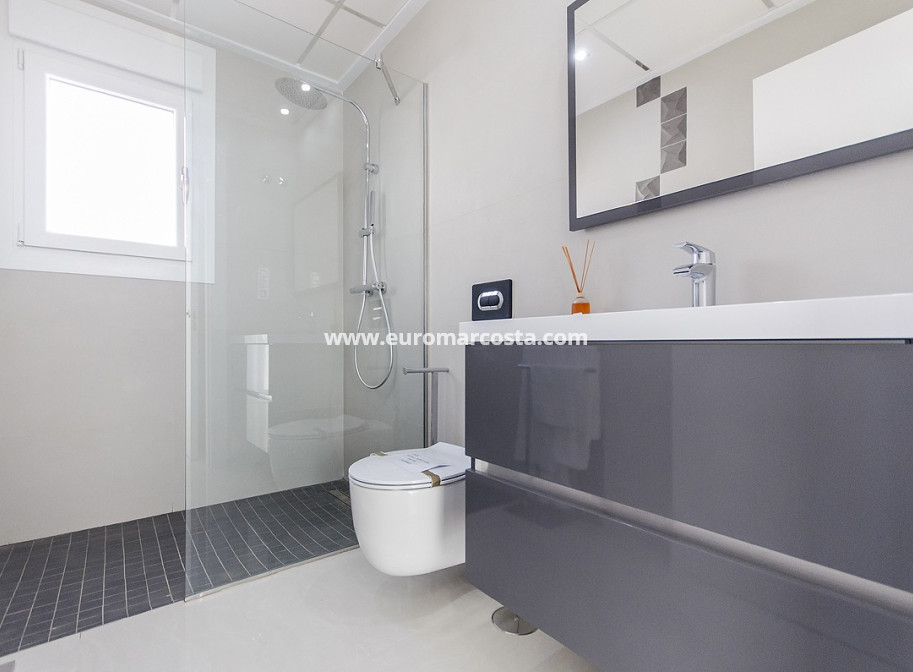 Nueva construcción  - Villa - Rojales - Ciudad Quesada