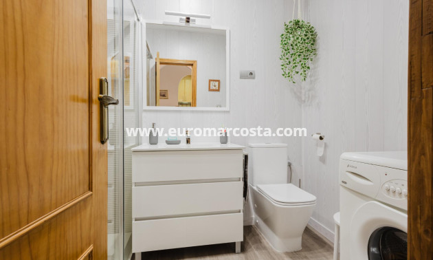 Sale - Bungalow - Torrevieja - TORREVIEJA