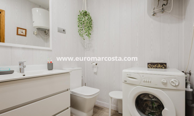 Sale - Bungalow - Torrevieja - TORREVIEJA