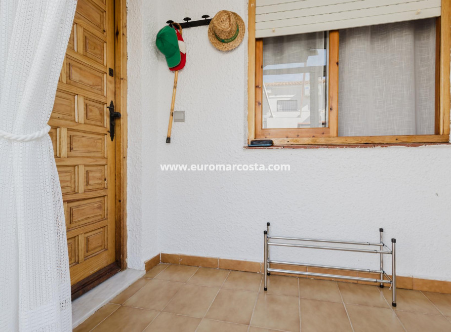 Sale - Bungalow - Torrevieja - TORREVIEJA