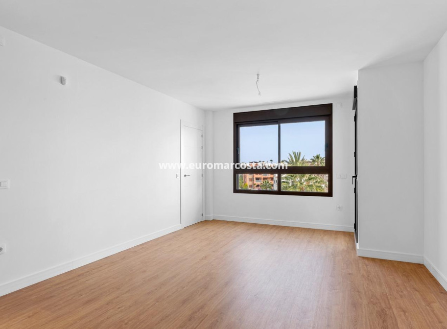 Objekte zum Wiederverkauf - Wohnung - Orihuela Costa