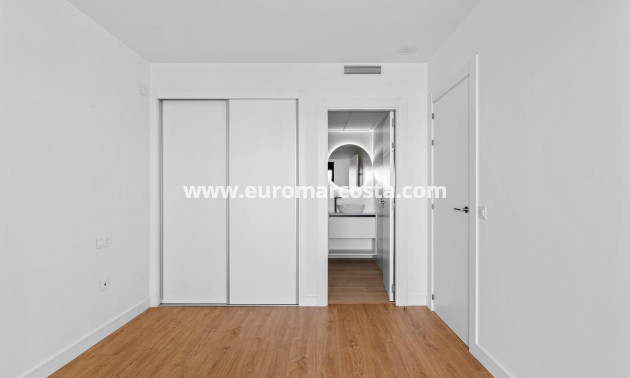 Objekte zum Wiederverkauf - Wohnung - Orihuela Costa