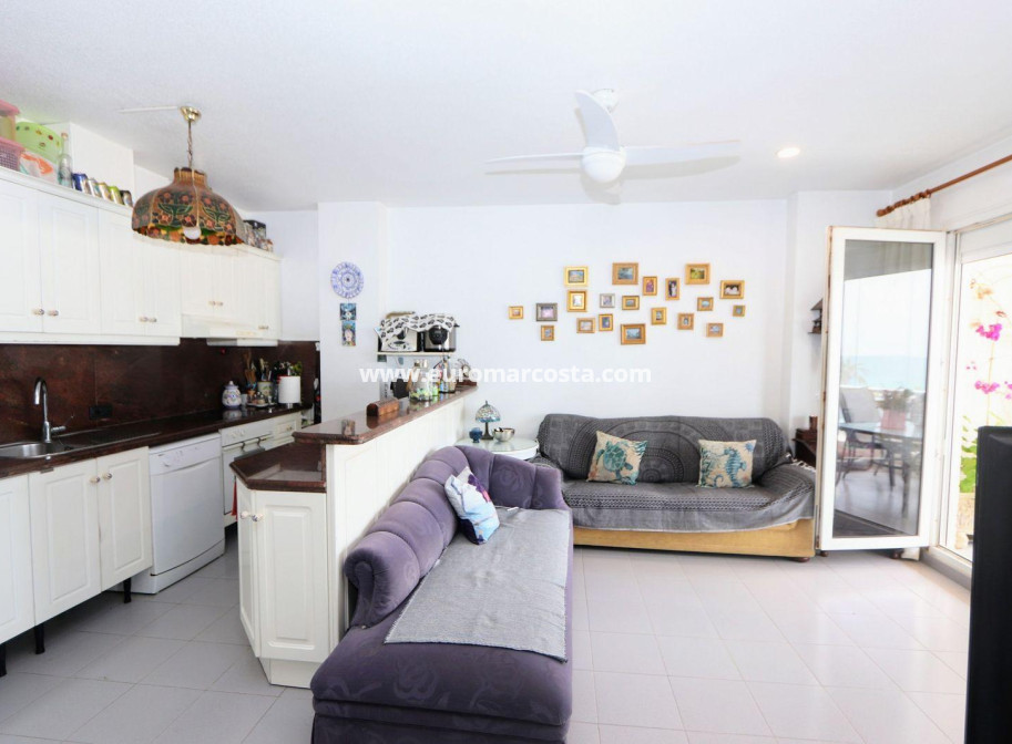 Objekte zum Wiederverkauf - Wohnung - Orihuela Costa