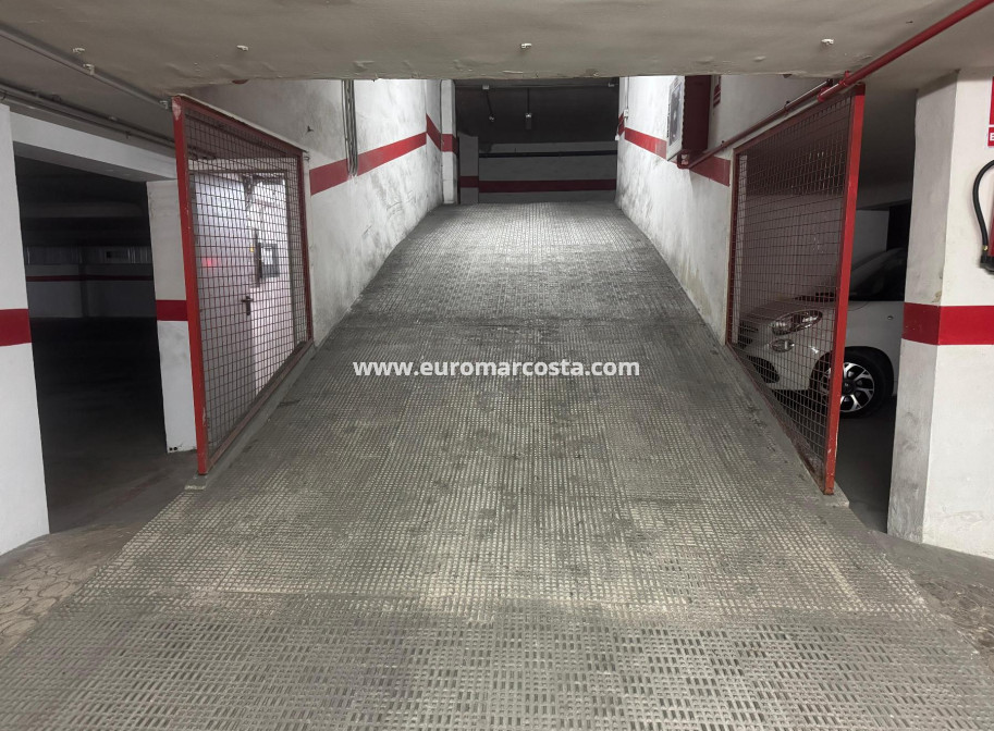 Objekte zum Wiederverkauf - Garaje - Torrevieja - TORREVIEJA