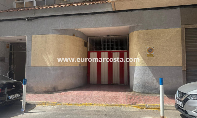 Objekte zum Wiederverkauf - Garaje - Torrevieja - TORREVIEJA