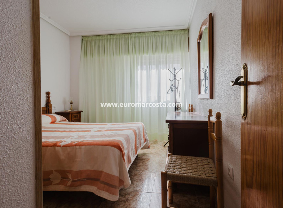 Venta - Apartamento / piso - Torrevieja - TORREVIEJA