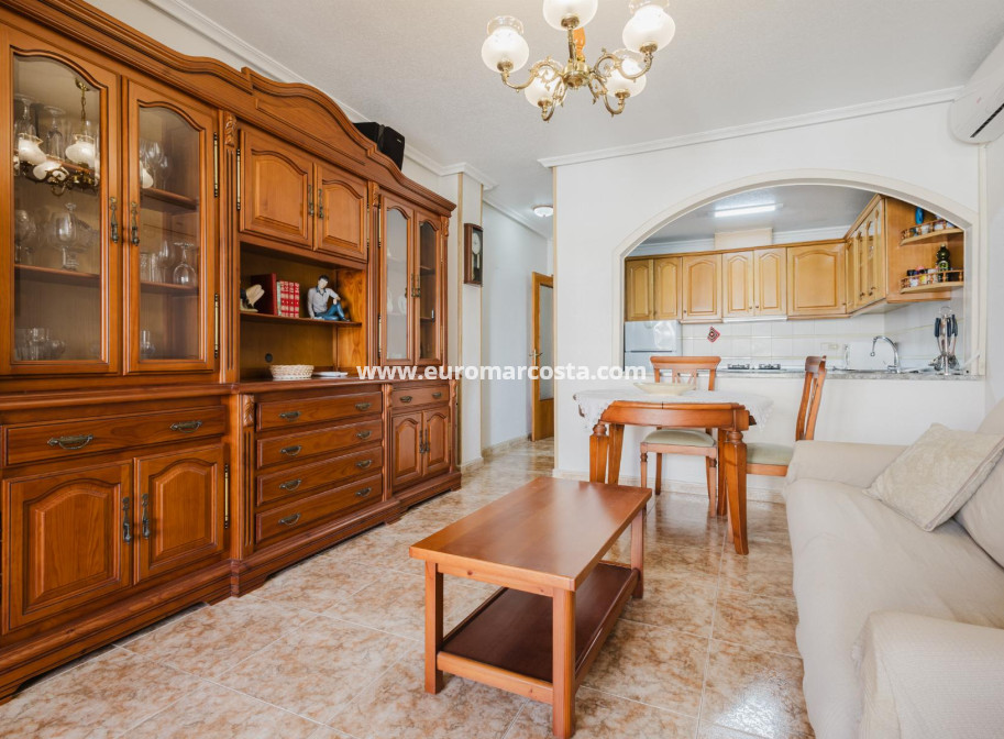 Venta - Apartamento / piso - Torrevieja - TORREVIEJA