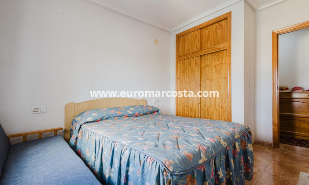 Venta - Apartamento / piso - Torrevieja - TORREVIEJA