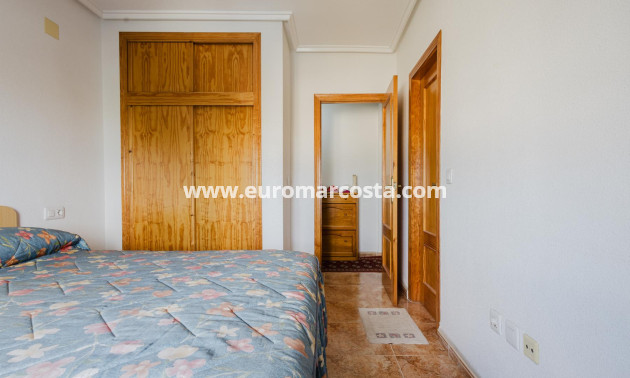 Venta - Apartamento / piso - Torrevieja - TORREVIEJA