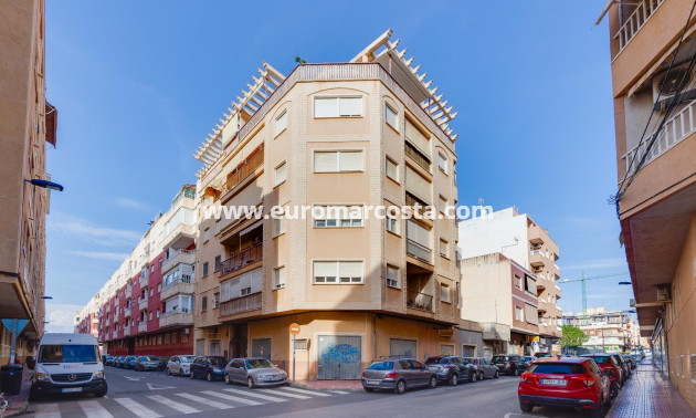Venta - Apartamento / piso - Torrevieja - TORREVIEJA