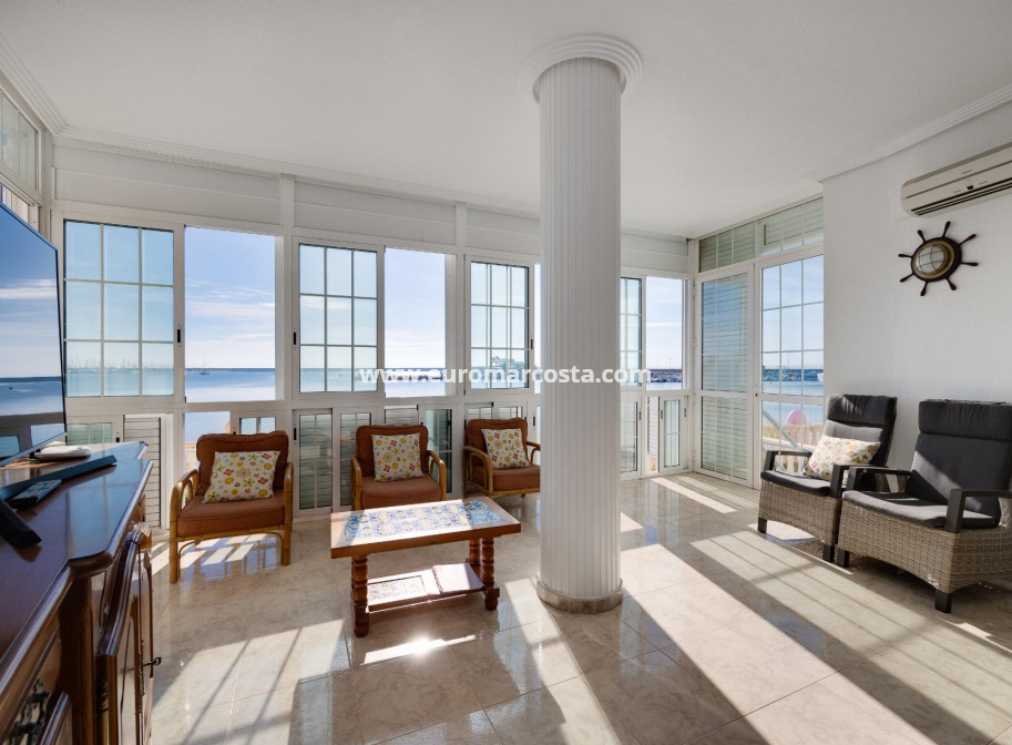 Objekte zum Wiederverkauf - Wohnung - Torrevieja - TORREVIEJA