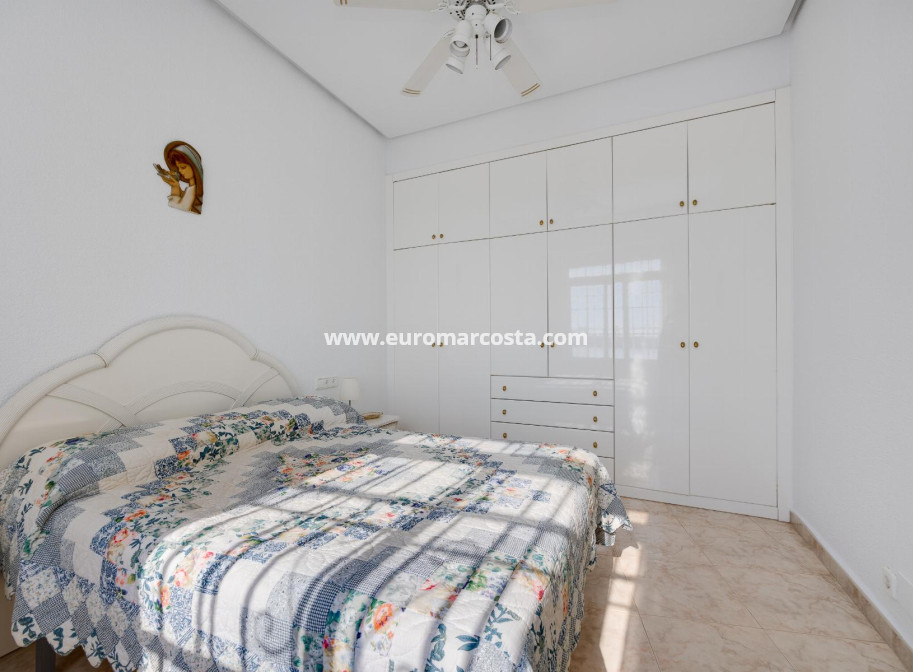Objekte zum Wiederverkauf - Wohnung - Torrevieja - TORREVIEJA